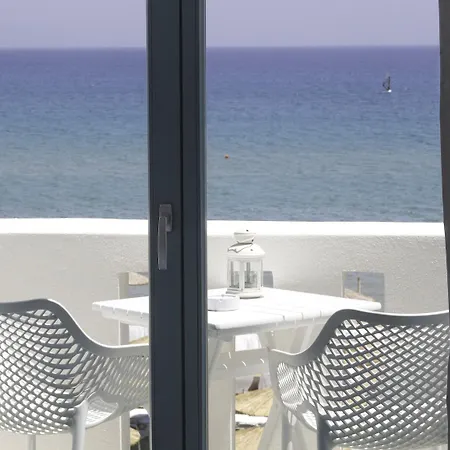 Amaryllis Beach 3* Chrisi Akti (Paros)