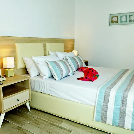 Amaryllis Beach