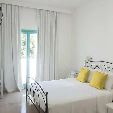 Amaryllis Beach Hotel