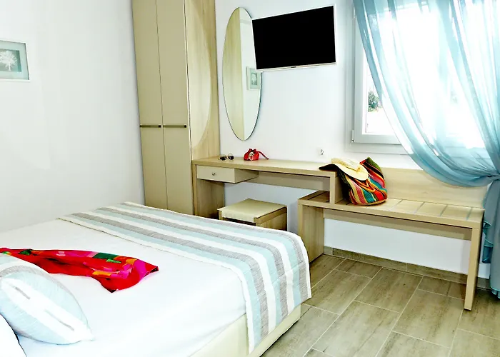 Amaryllis Hotel Chrisi Akti (Paros)