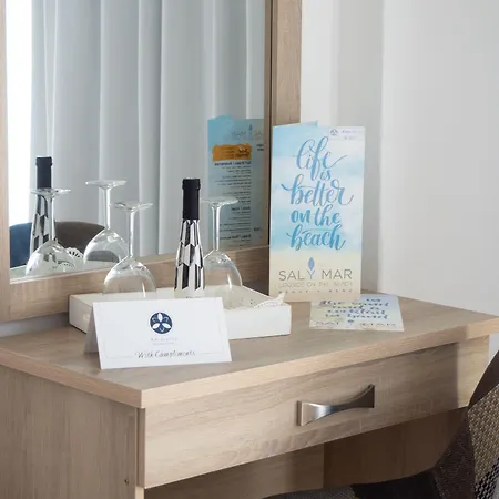 Amaryllis 3* Chrisi Akti (Paros)