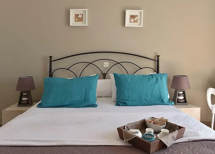 Amaryllis Beach Chrisi Akti (Paros)